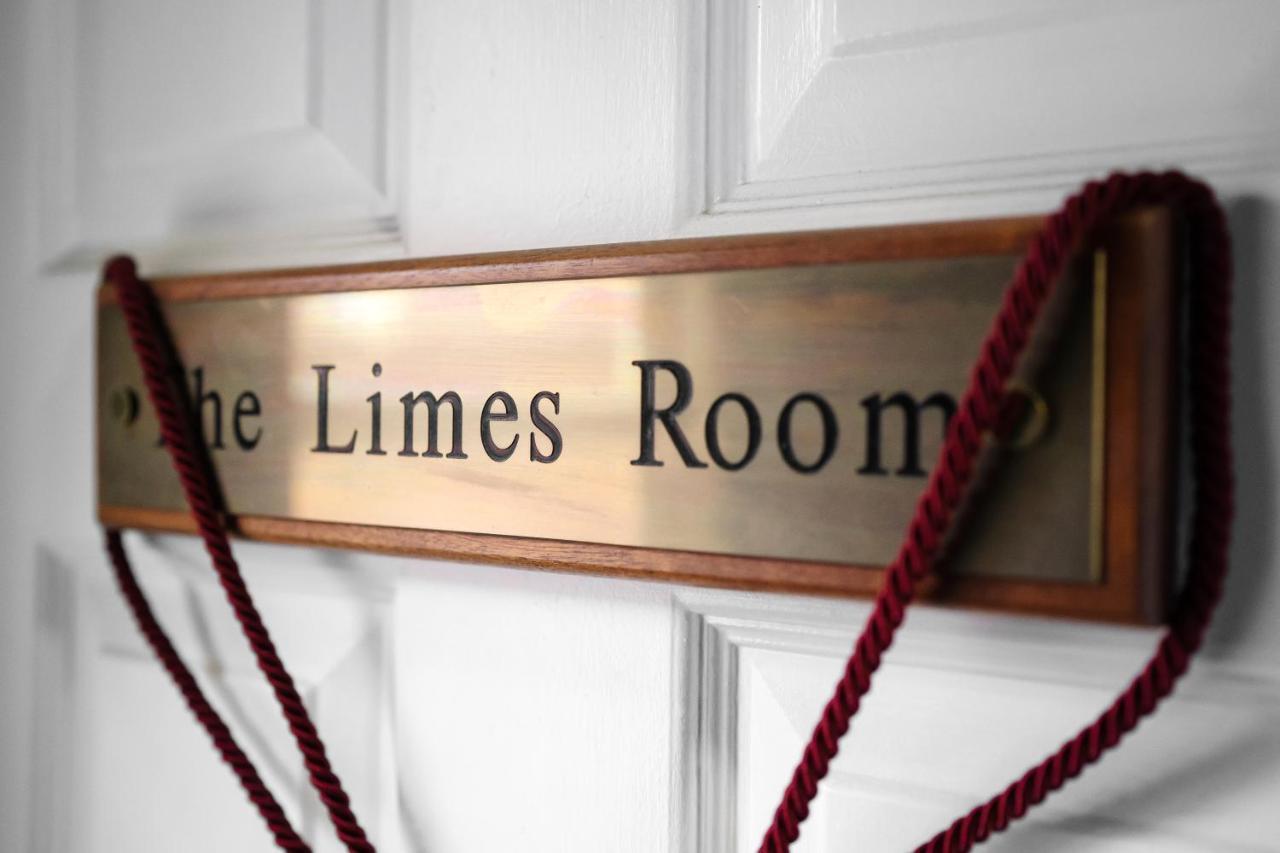 The Limes By Luigis Al Fresco Hotel Maldon Exterior photo